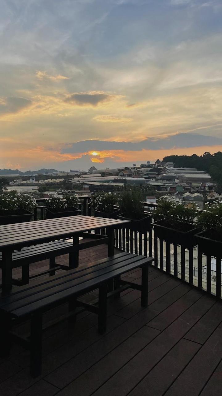 The Elegant Dalat Hotel Exterior photo